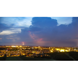 Bouřka s blesky den